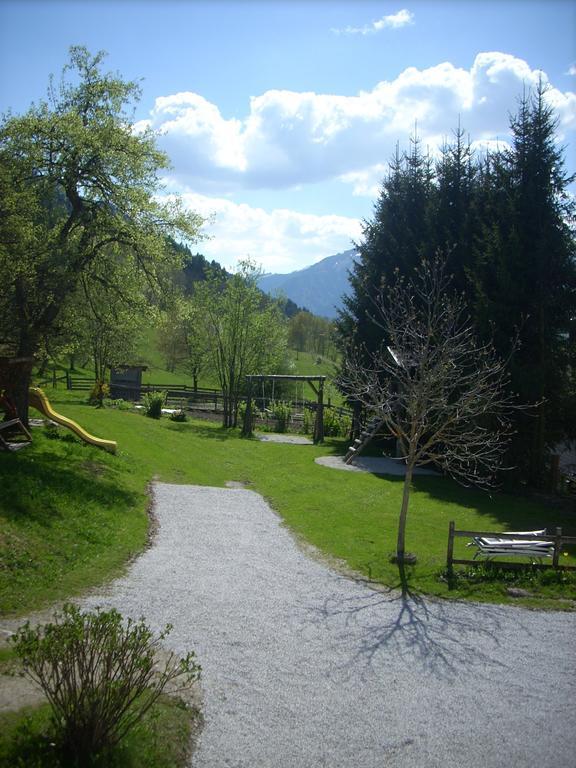 Oberdeutinghof Apartment Saalfelden Room photo
