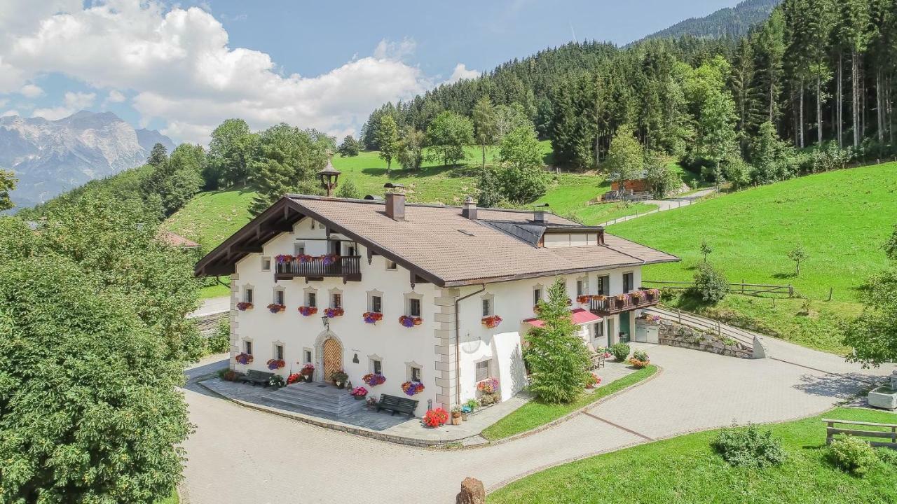 Oberdeutinghof Apartment Saalfelden Exterior photo